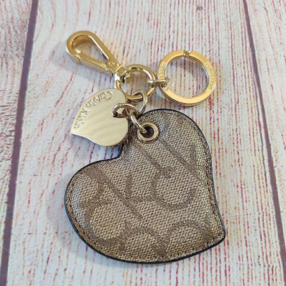 Calvin Klein signature logo hearts key ring